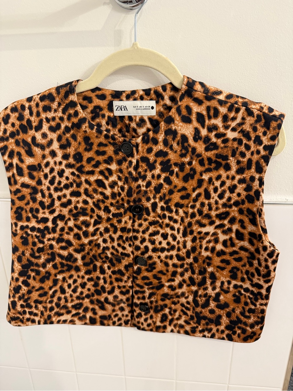 Zara Leopard Print Boxy Cropped Button-Front Top - Brown/Black